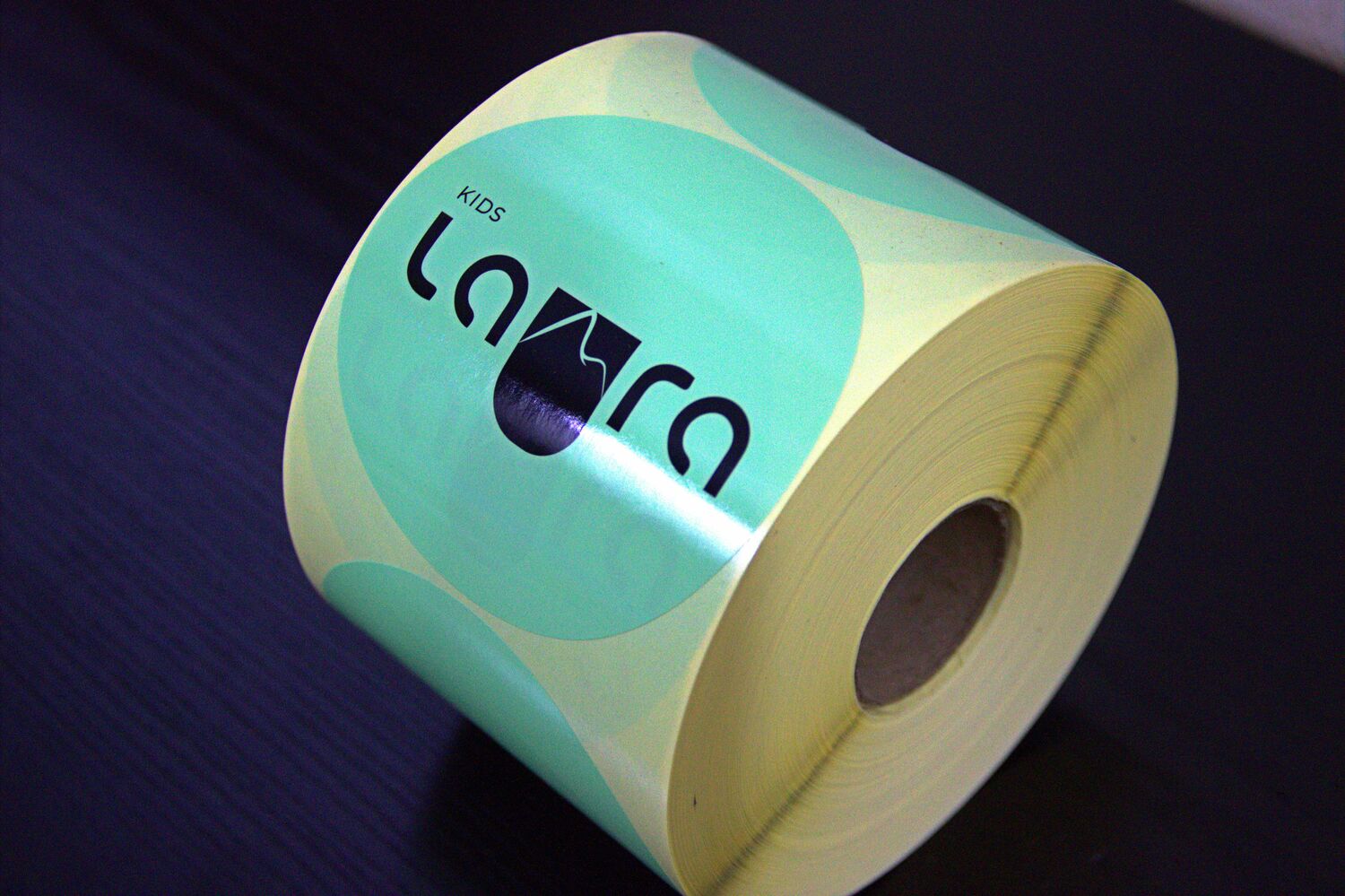 Изготовление самоклеящихся этикеток, по вашим макетам&nbsp; <br>